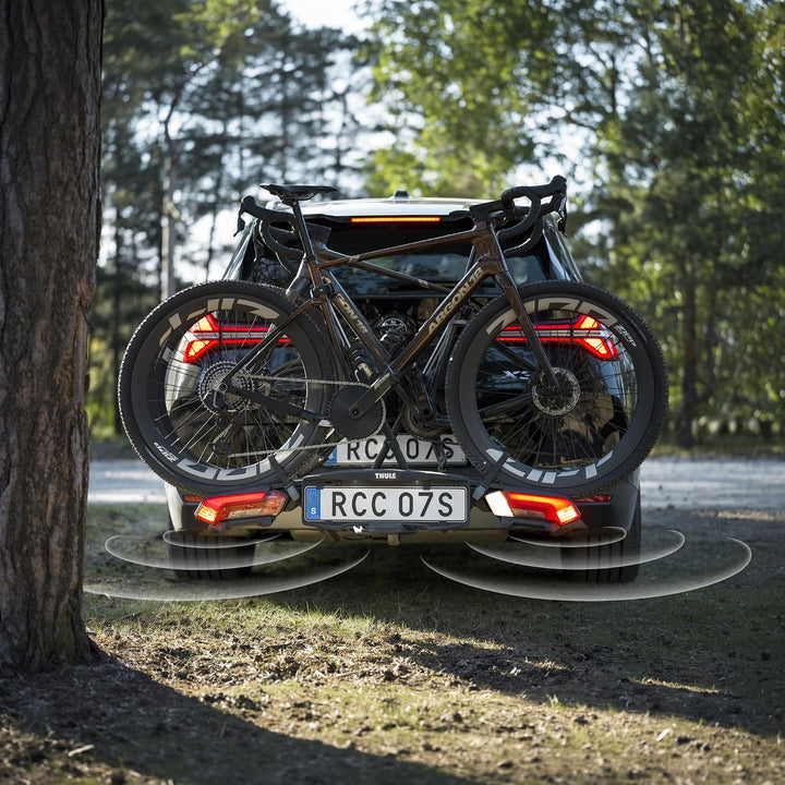 Thule Epos ParkSecure Fahrradträger für die Anhängerkupplung, Klappbar, Black, 3 Bikes, mit Parksens