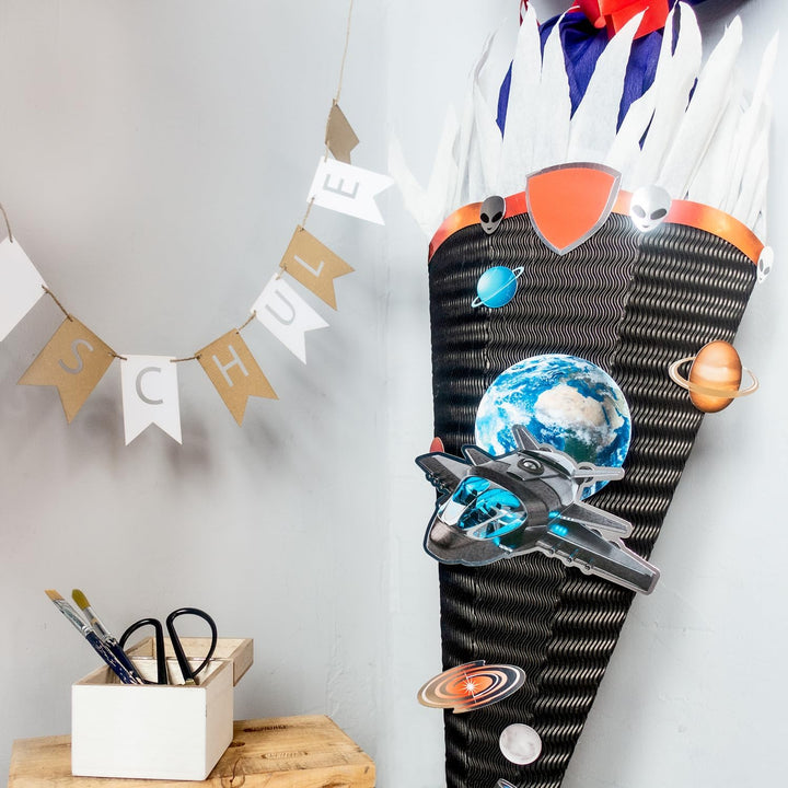 CREATIV DISCOUNT Schultüten-Bastelset Easy Line, inkl. Zubehör & Anleitung, 68 cm (Schwarz, Spaceshi