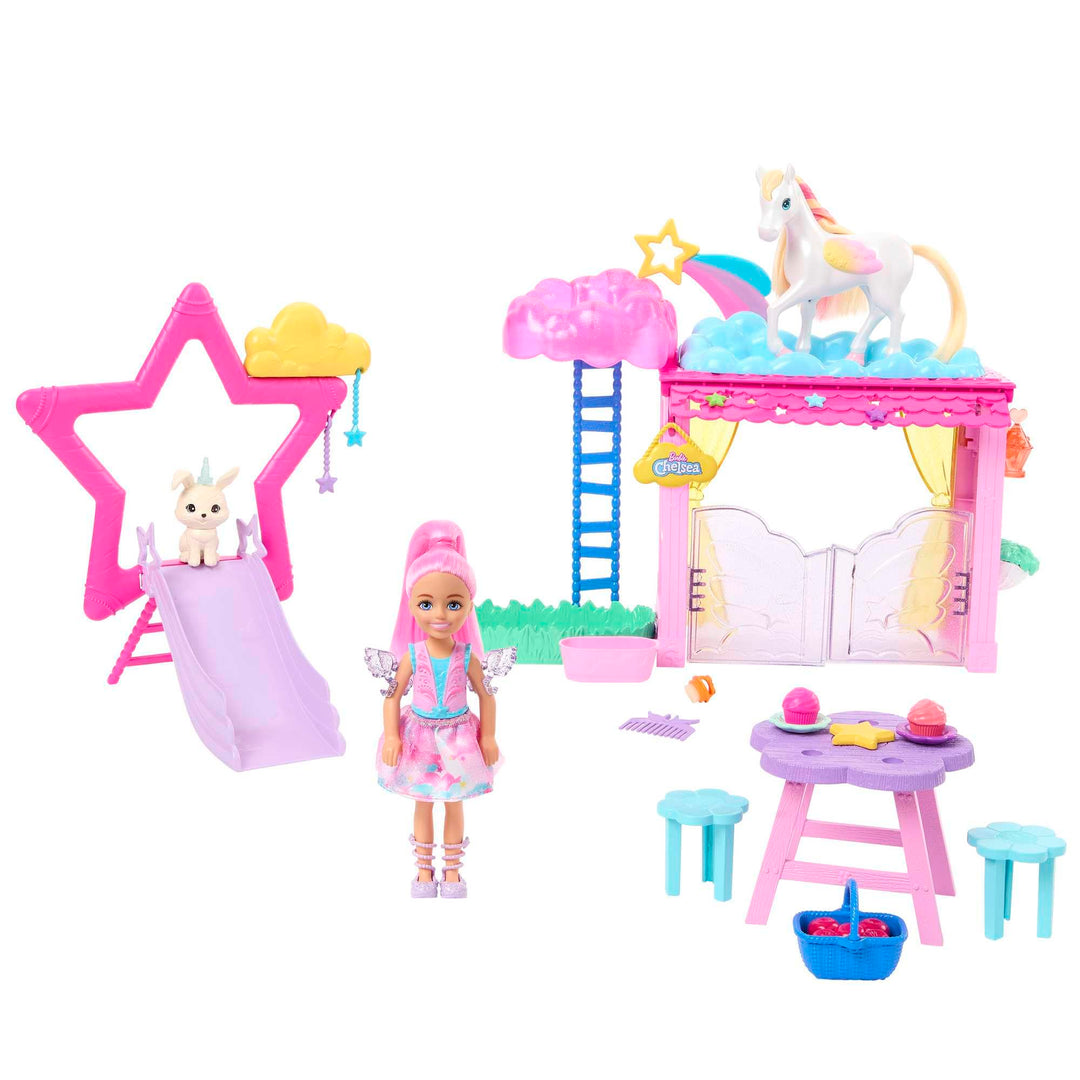 Barbie Ein Verborgener Zauber - Chelsea-Puppe und Baby-Pegasus Spielset mit Stall, Rutsche, Regendus