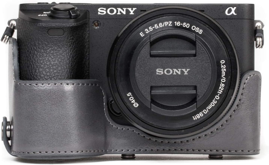 MegaGear Sony Alpha A6500 (16-50 mm) Ever Ready Leder Kamera-Case mit Trageriemen und Batteriezugang