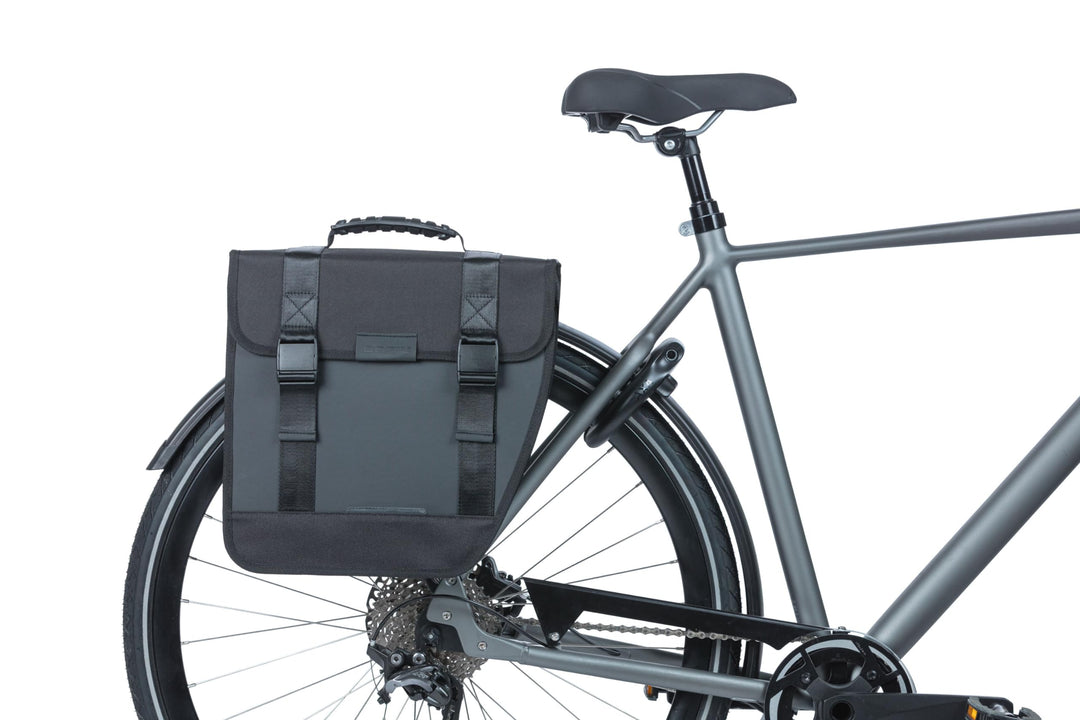 Basil B.V. Unisex – Erwachsene Tour Gepäckträgertaschen, Schwarz, 34X14X34Cm