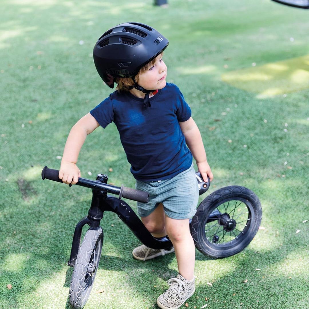 ABUS Kinderhelm Smiley 3.0 - Fahrradhelm mit tiefer Passform, kindergerechten Designs & Platz für ei