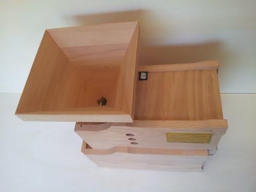 Getreidemühle WIDU Universalmühle Mod. III aus Buchenholz
