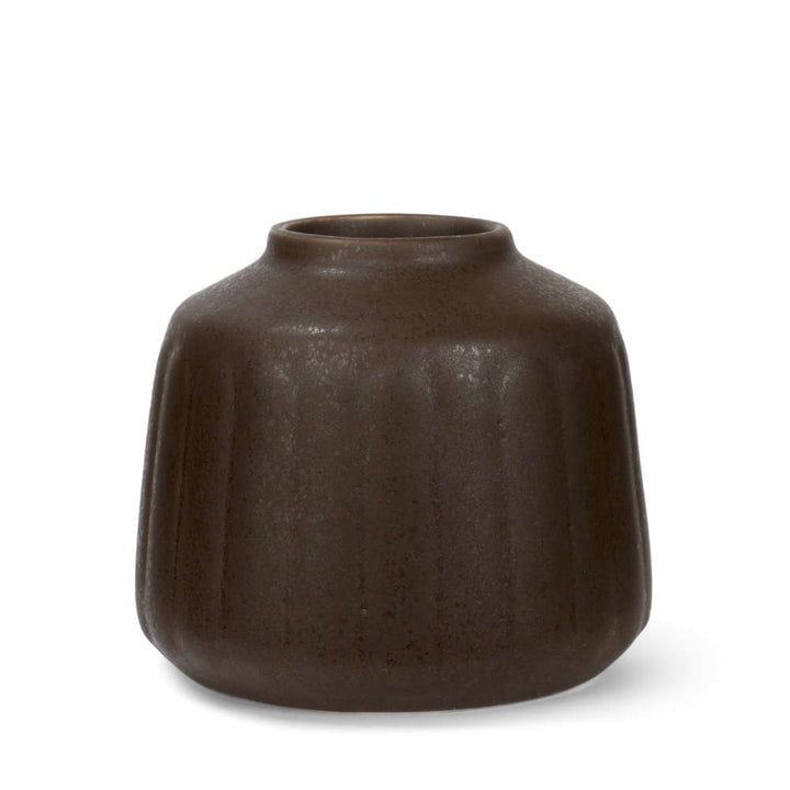 BRAUNE VASE | Eva STAHR-Nielsen | SPRING COPENHAGEN