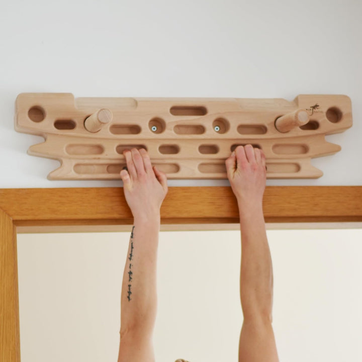 FingerPeg 1.0 Hangboard - Kletterbrett - Fingerboard - Pegboard Griffe - Buchenholz der Klasse A - m