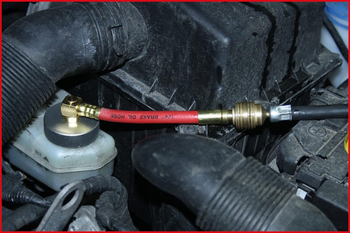 KS Tools 160.0710 Universal-Adaptersatz zur Bremsentlüftung, 4-tlg.
