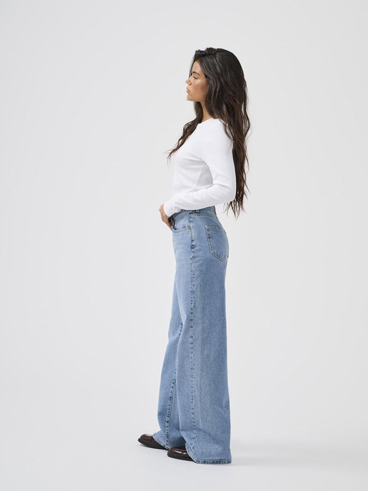 ONLY Female Jeans mit weitem Bein ONLHOPE Hohe Taille Weiter Beinschnitt Jeans 25W / 30L Light Blue
