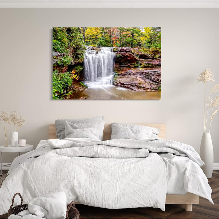Printed Paintings Leinwand (80x60cm): Kleiner Wasserfall vor bunter Herbst-Kulisse, Zimmer-Bild, 80x