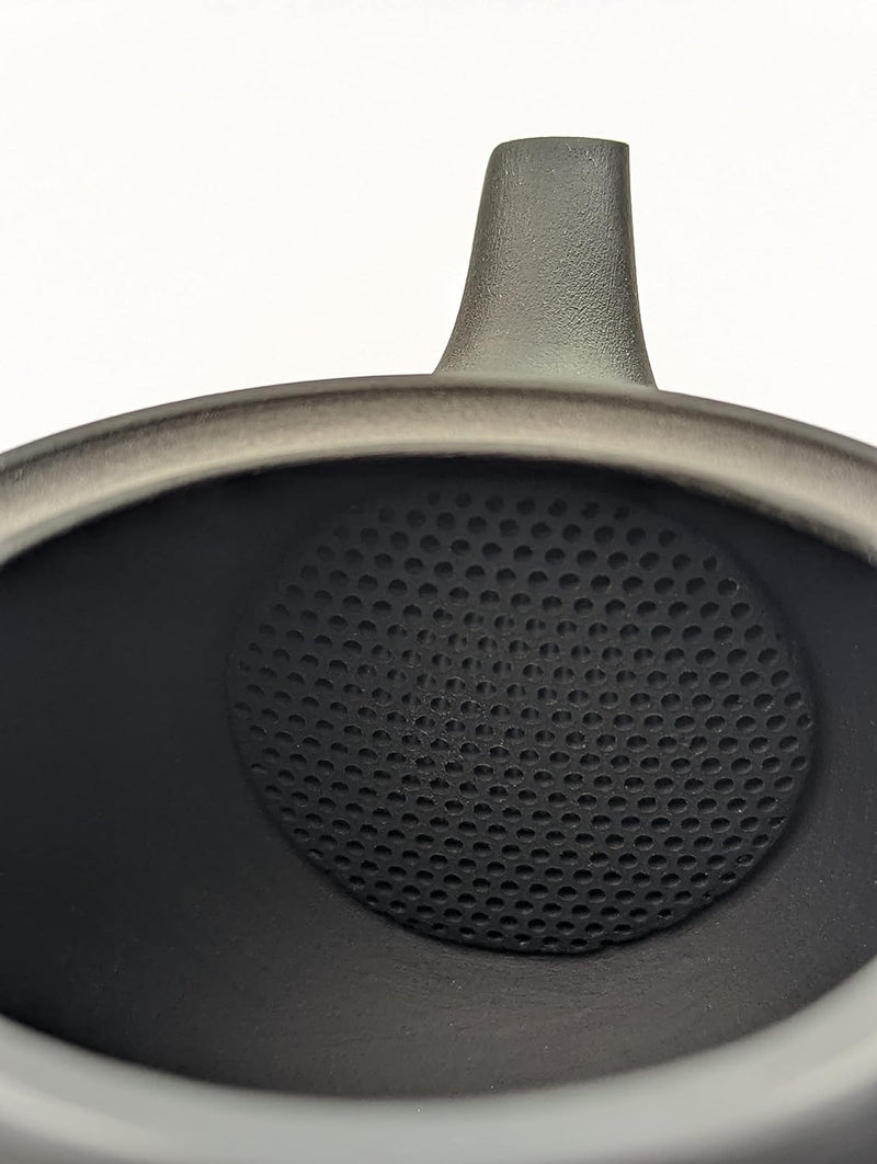 Japanische Teekanne für Grüner Tee/Kyusu aus Tokoname, Japan schwarz 200ml / Integriertes Teesieb/Ja