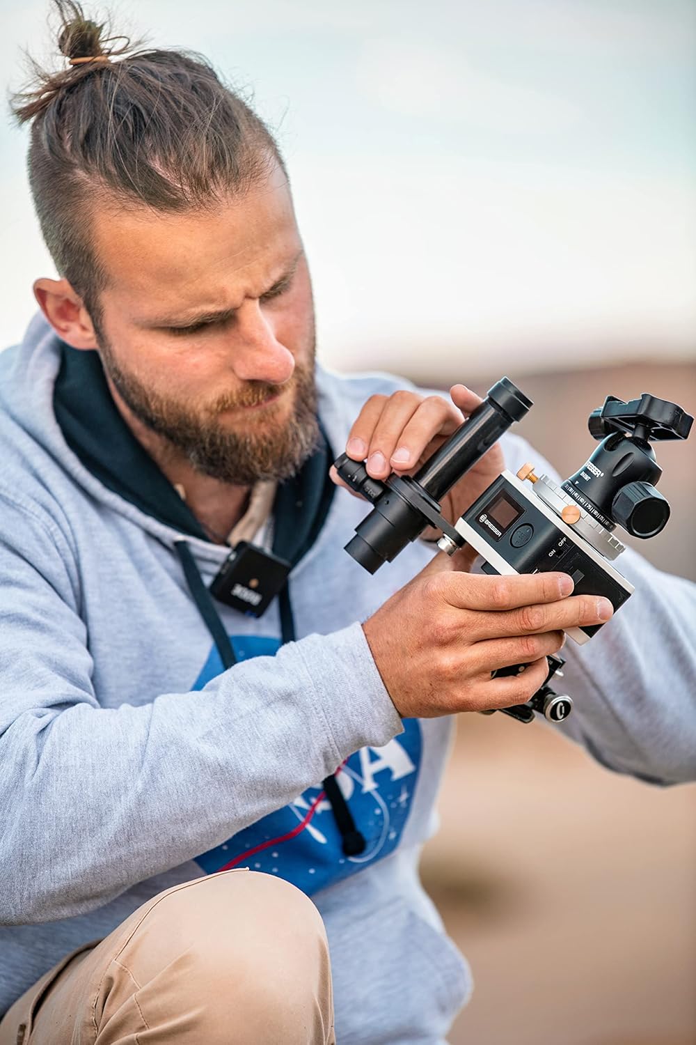 Bresser Teleskop StarTracker Astrofoto Montierung PM-100 für Langzeitaufnahmen oder Zeitraffer Teles