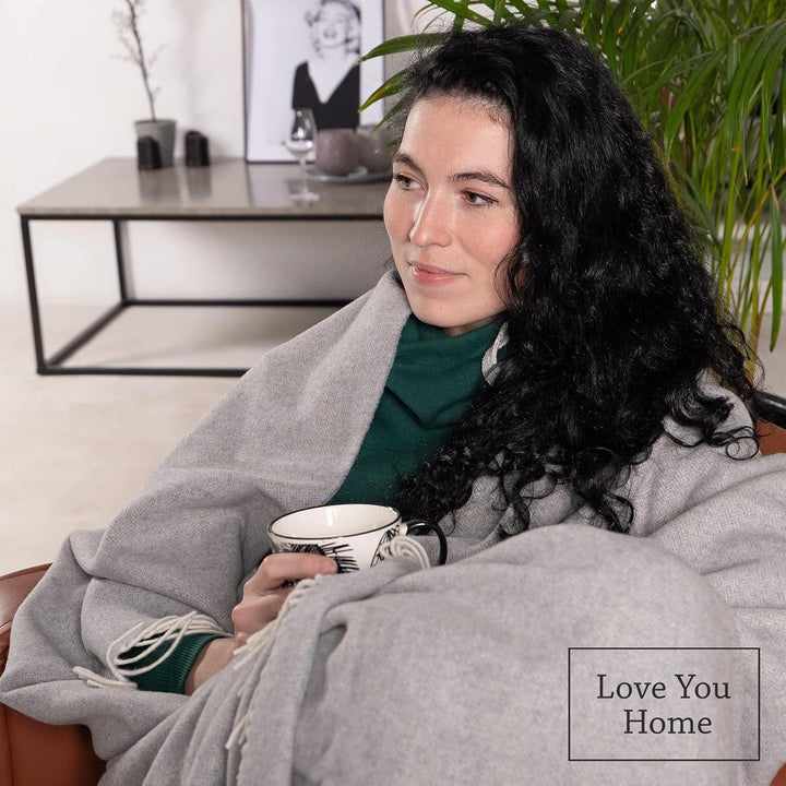 LYHome Kaschmir Decke mit Merino - Luxus Tagesdecke Kuscheldecke Wolldecke Sofadecke und Couchdecke,