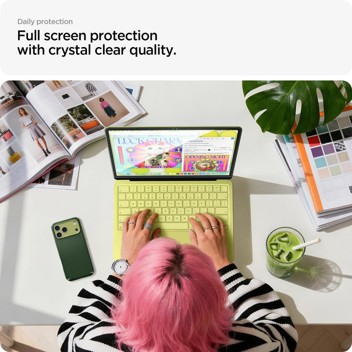 Spigen Glas.tR Slim Displayschutz für MacBook Neo 13 Zoll, Volle Abdeckung, Kristallklarer Displaysc