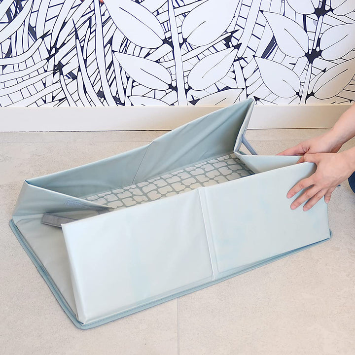 BÉABA , Faltbare Babybadewanne, ultrakompakt, stilvoll und trendig, praktischer Stauraum, minimaler