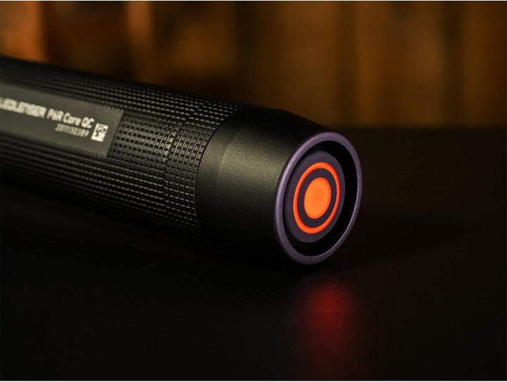 Ledlenser P6R Core QC LED Taschenlampe, Multicolor-LED (weiss, rot, grün, blau), aufladbar mit 18650