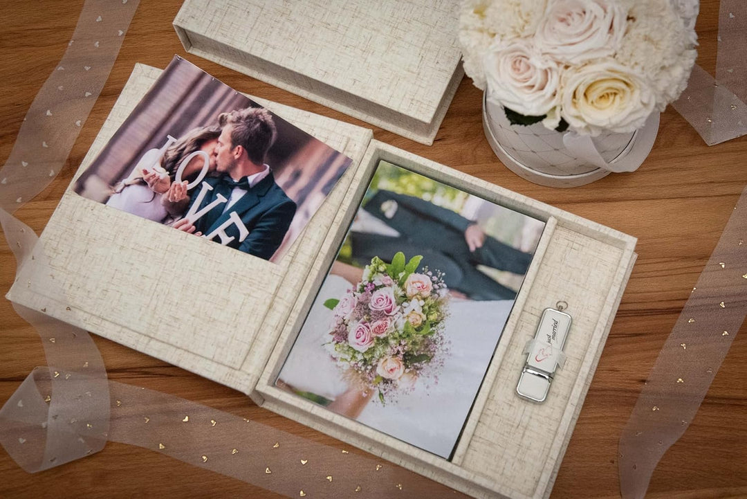 Elegant Erinnerungsbox, Foto-Box mit USB Slot. Geschenkbox für USB-Sticks und Fotoabzüge 10x15cm. Au
