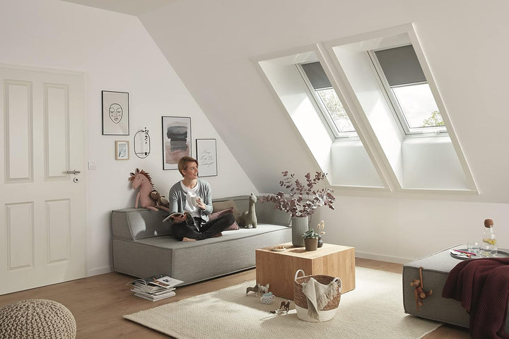 Original Roto Rollo Exclusiv ZRE für Roto Dachfenster Tageslichtrollo Führungsschiene Silber Manuell