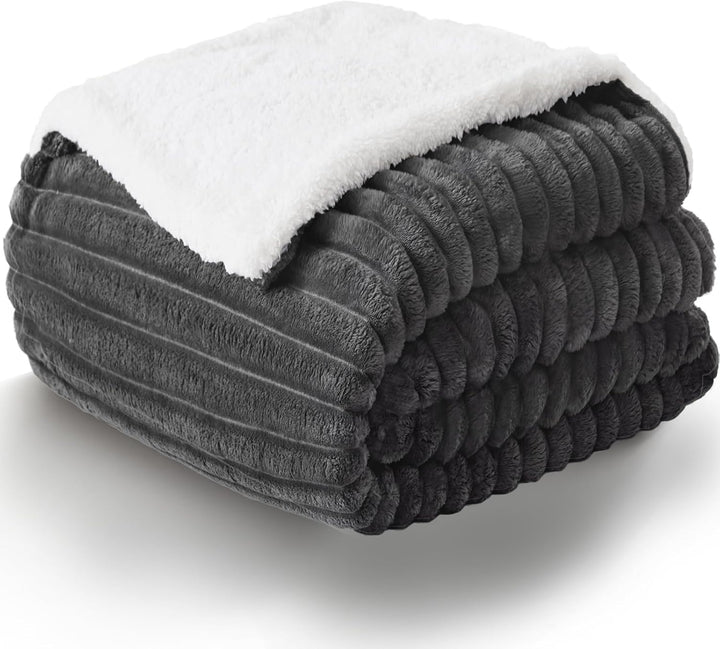 WAVVE Decke Sherpa Kuscheldecke Flauschig Grau - Extra Warme Dicke Weiche Grobe Kordecke Sofaüberwur