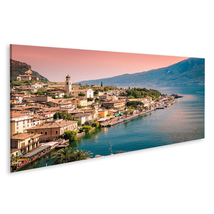 Bild Bilder auf Leinwand Panorama von Limone sul Garda, Einer Kleinstadt am Gardasee, Italien. Wandb