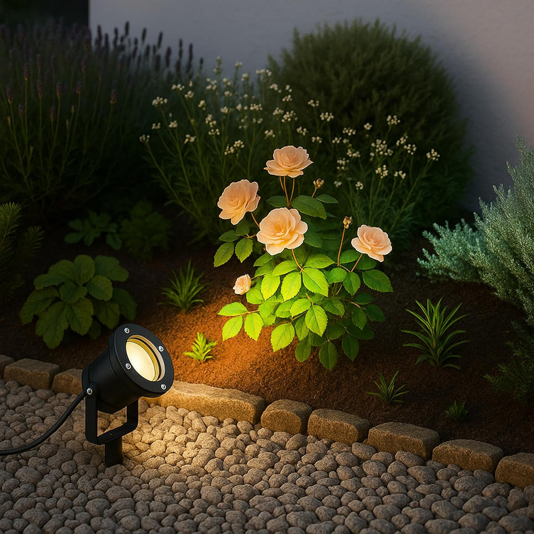 SSC-LUXon 2 Stück LED Gartenstrahler Erdspiess für aussen - mit 3W GU10 LED Lichtfarbe warmweiss - s