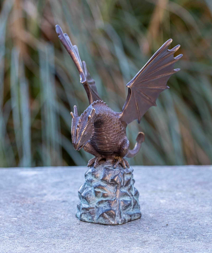 IDYL Bronze-Skulptur Wasserspeiender Drache Fontaine | 14x17x22 cm | Drachen Bronze-Figur | Ideal al