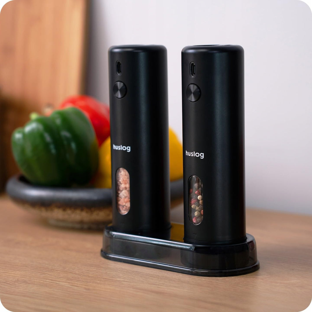 Elektrische Salz- und Pfeffermühle 2er Set – USB-C wiederaufladbar mit LED, Ständer & Reinigungsbürs