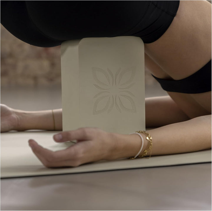 OMNANA® RAISE™ Yogablock Set - 2er-Set, Hochdichtes EVA-Schaum, Abgerundete Kanten, Unterstützt Bala