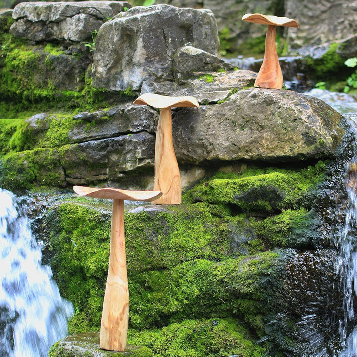 ART-CRAFT Naturnahe Holzpilz-Deko Set mit 3 handgeschnitzten Pilzen 40-30-20cm hoch - Für Balkon, Te