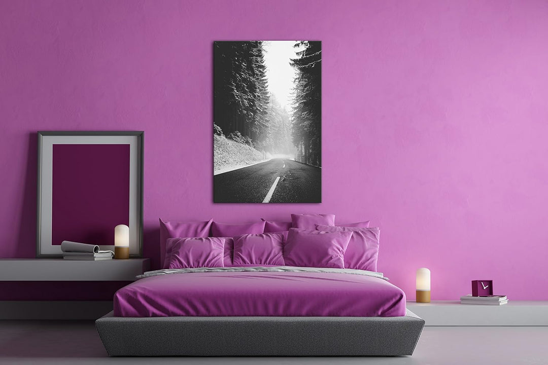 deyoli Schnee bedeckte Landstrasse Effekt: Schwarz/Weiss Format: 100x70 als Leinwand, Motiv fertig g