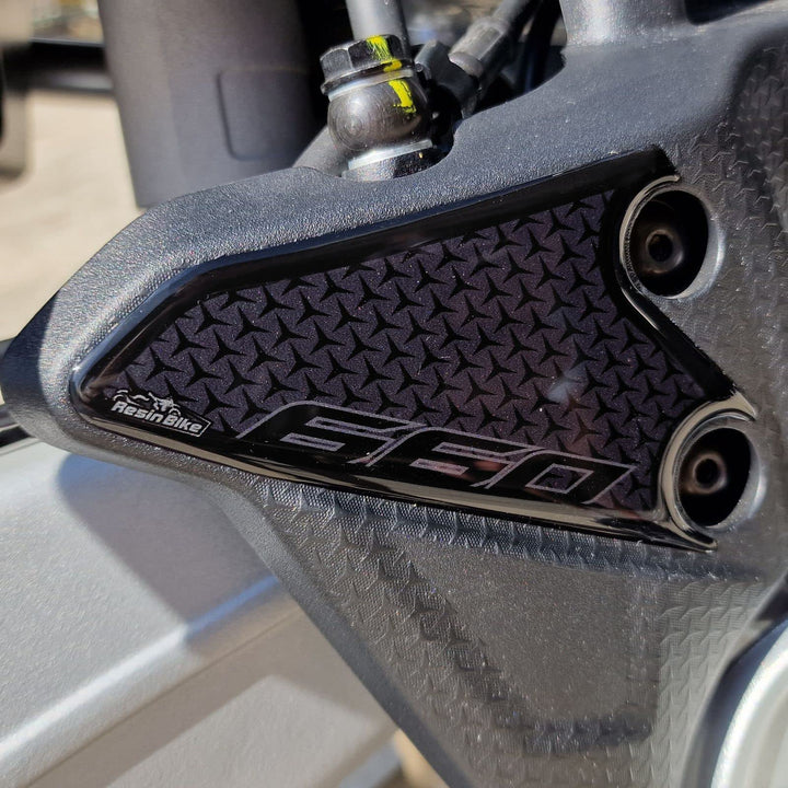 Resin Bike Aufkleber für Motorrad Kompatibel mit Aprilia Tuareg 660 2022. Einstiegsleistenschutz vor