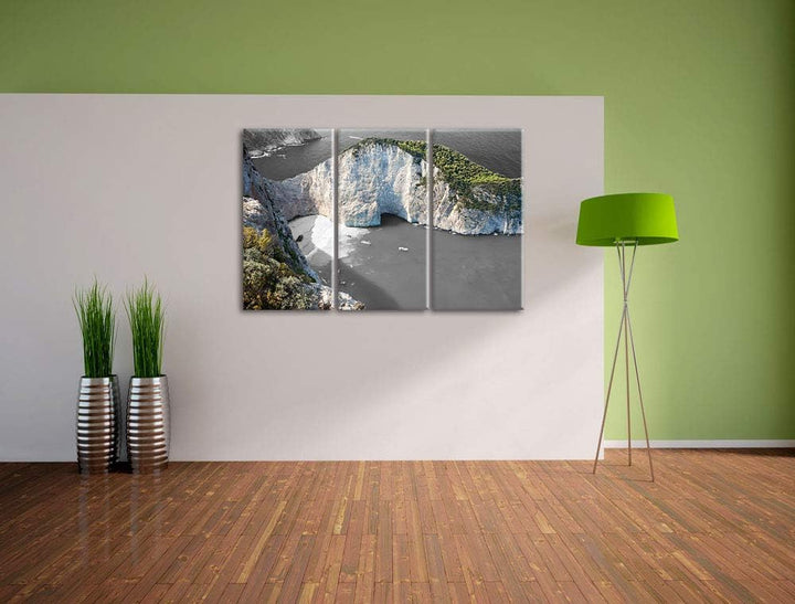 Steile Bucht im Mittelmeer schwarz/weiss 3-Teiler Leinwandbild 120x80 Bild auf Leinwand, XXL riesige