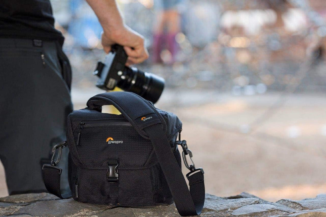 Lowepro Nova 140 AW II Kamera-Tasche schwarz 140 AW II Schwarz, 140 AW II Schwarz