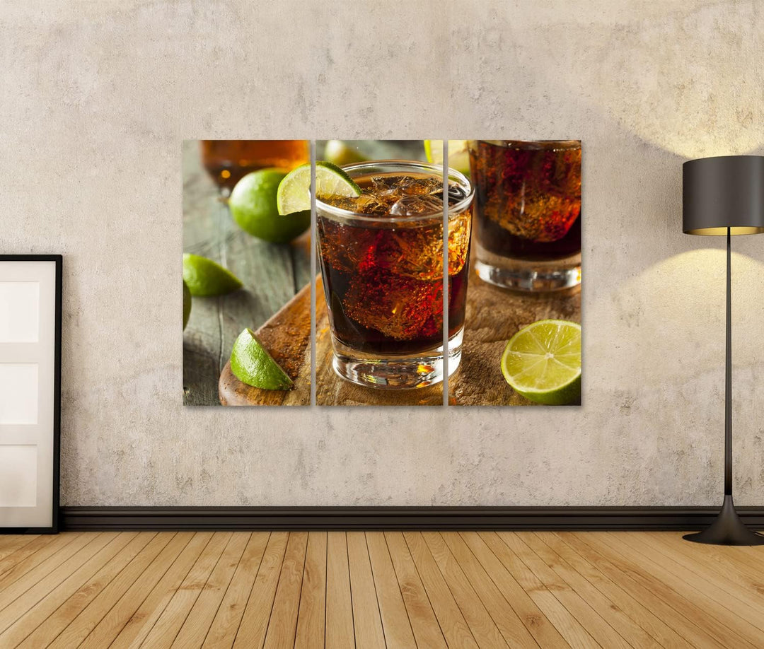 islandburner Bild auf Leinwand Rum Und Cola Cuba Libre Mit Limette Und Eis Bilder Wandbilder Poster