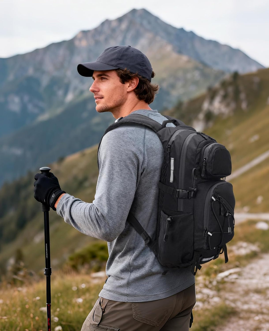 22L Wanderrucksack Herren Damen, Klein Rucksack Leicht Reiserucksack mit Telefonhalter, Trekkingruck