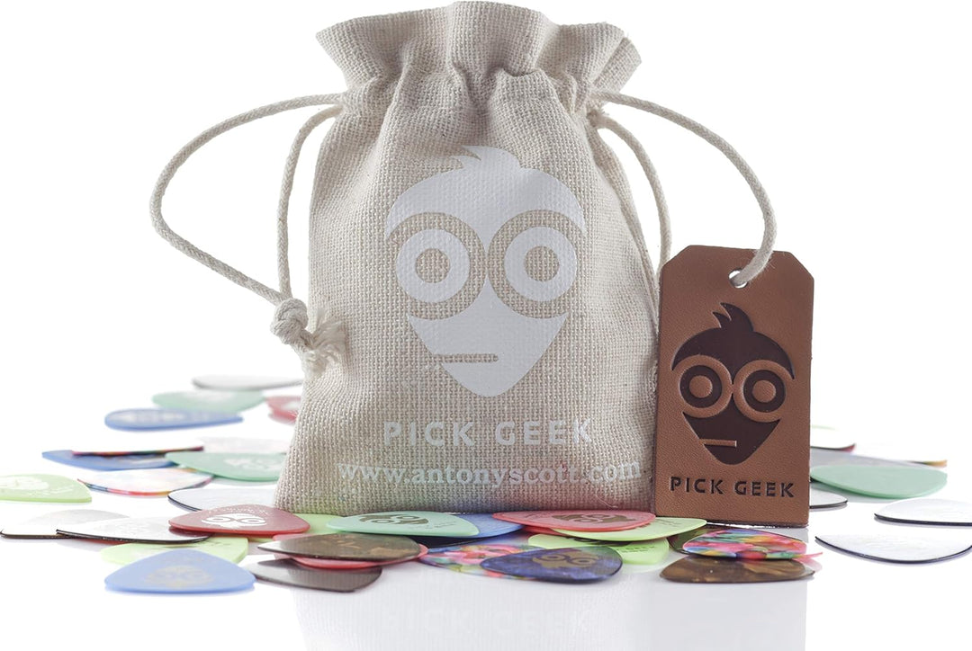 Pick Geek Gitarren-Plektren und Kapodaster Bundle | 33 Hochwertige Sortierte Gitarren-Picks | Django