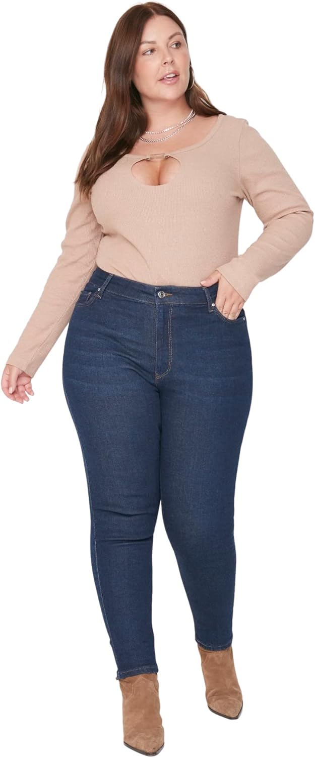 TRENDYOL Damen Plus Size Jeans 50 Blau, 50 Blau