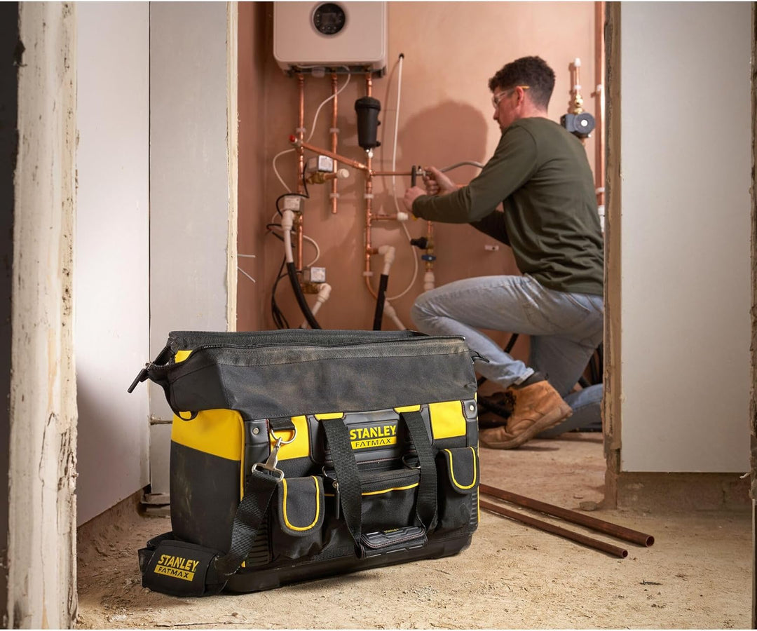 Stanley FatMax Werkzeugtasche (50 x 30 x 29 cm, schlagfester Boden, Aufbewahrungstaschen im Inneren,