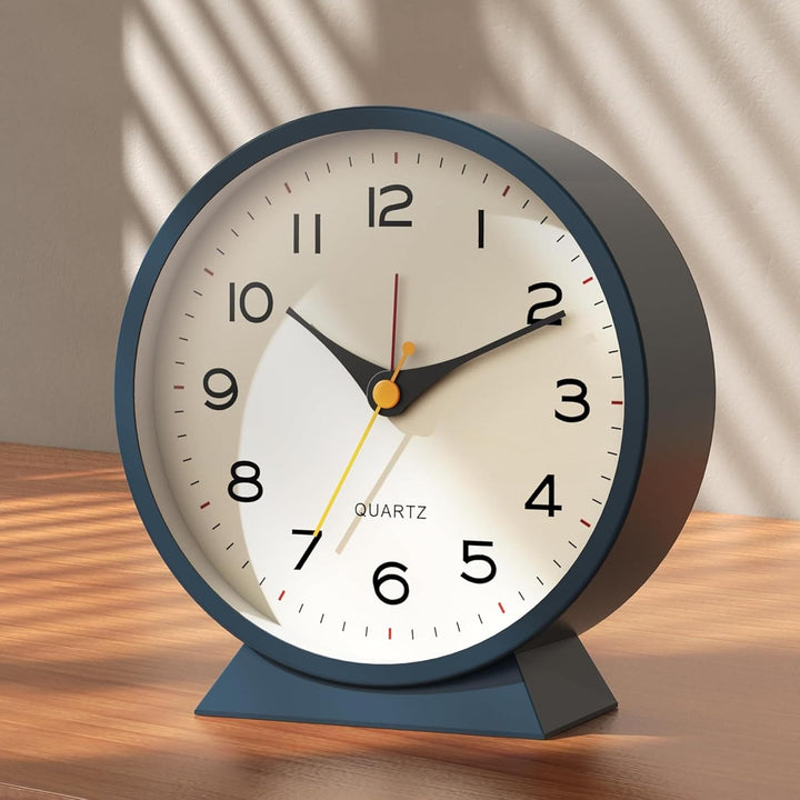 Tyme Wecker Analog, Ohne Ticken, Analog Tischuhr Nachttischuhr Alarmwecker, Modischer Runder Metall