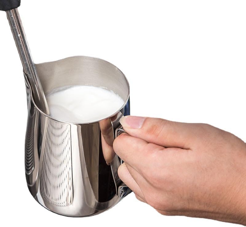 Milchaufschäumkrug mit Deckel, Tropffreier Auslauf aus Milchkännchen, Edelstahl Kaffeekännchen mit D