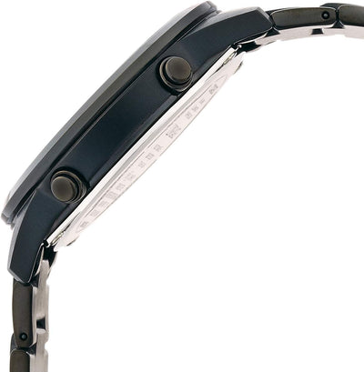 Casio Herrenarmbanduhr, Solar und Funkuhr, Saphirglas, massives Edelstahlgehäuse und Armband