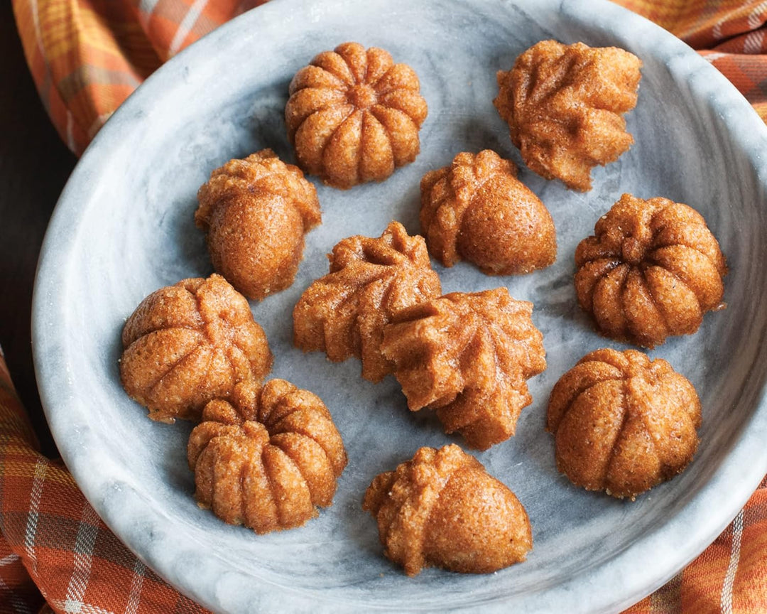 Nordic Ware Autumn Delights Kuchenform