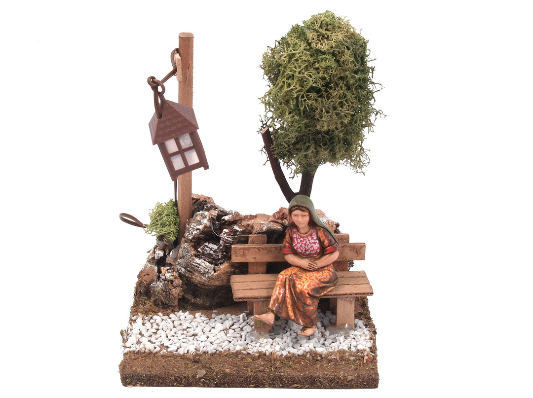 Bertoni Frau sitzend auf Bank Figur, Holz, Mehrfarbig, 12 x 9 x 16 cm