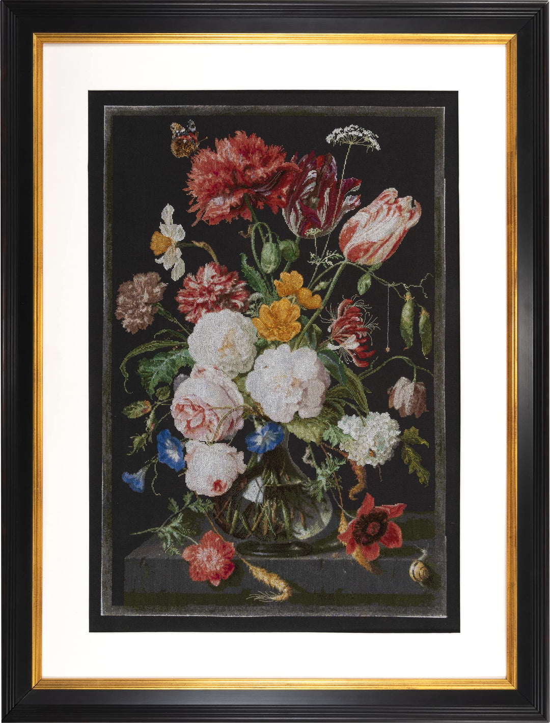 Thea Gouverneur - Kreuzstich-Set - Stilllebn mit Blumen in einer Glasvase - 2 - Aida Schwarz - 14 Co