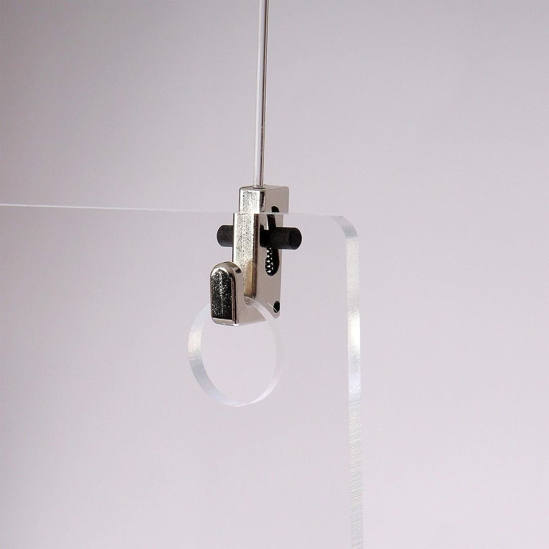 Queence | Hochwertiger Tröpfchenschutz aus Acrylglas zum Aufhängen | Hustenschutz für Empfangsbereic
