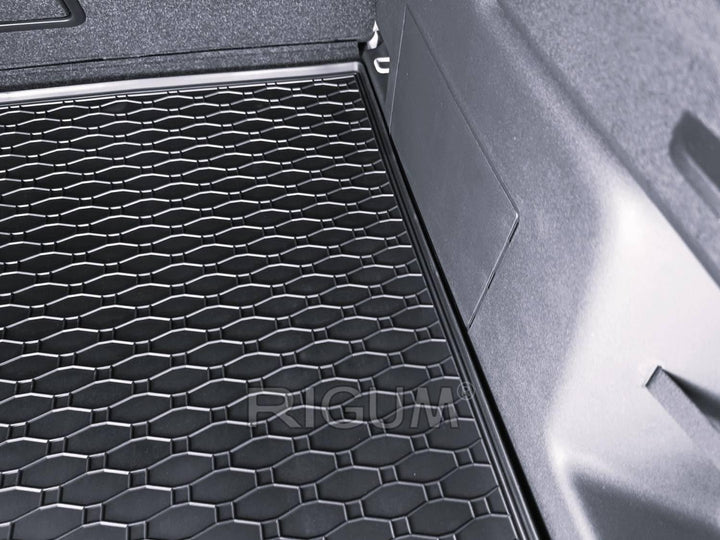AZUGA Gummi Kofferraummatte für Skoda Elroq ab 2025 vertiefter Standardbode