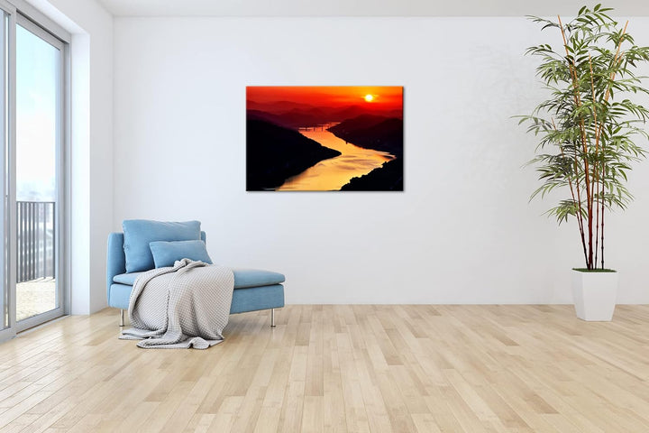 deyoli Dark langer Fluss im roten Sonnenschein im Format: 80x60 als Leinwandbild, Motiv fertig gerah