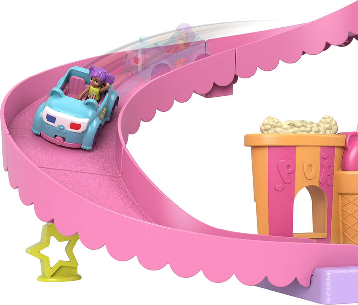 Polly Pocket Pollyville Drive-In-Kino - 2 Puppen, 1 Spielzeugauto, 11 Zubehörteile, 3 Stockwerke, Au