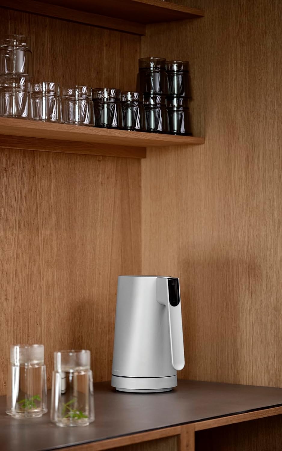 Jacob Jensen Elektrischer Wasserkocher mit Temperatureinstellung von 70°C bis 100°C, Warmhaltefunkti