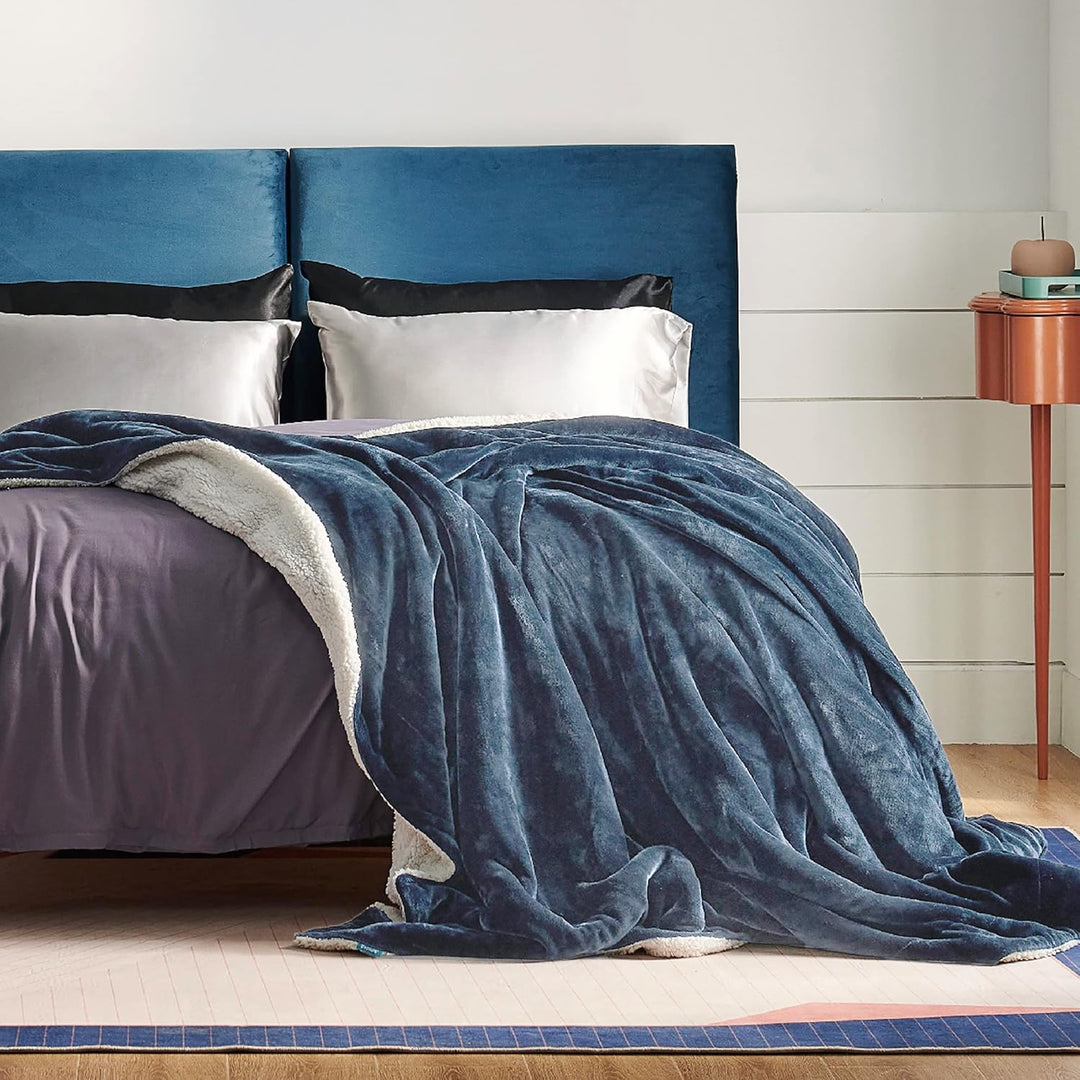 BEDSURE Kuscheldecke - Warm Sherpa Wolldecke & Sofadecke, Flauschig Sofaüberwurf Decke, Dicke Couchd