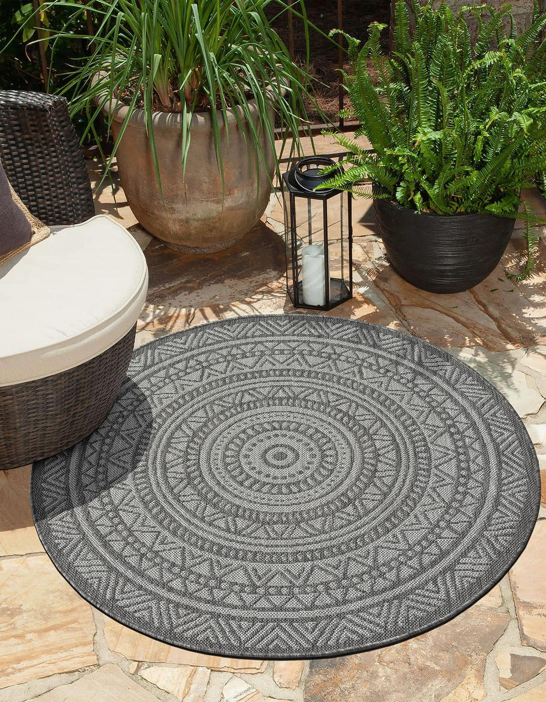 the carpet Mistra - Moderner In- und Outdoor Teppich, perfekt für das Wohnzimmer, Schlafzimmer oder