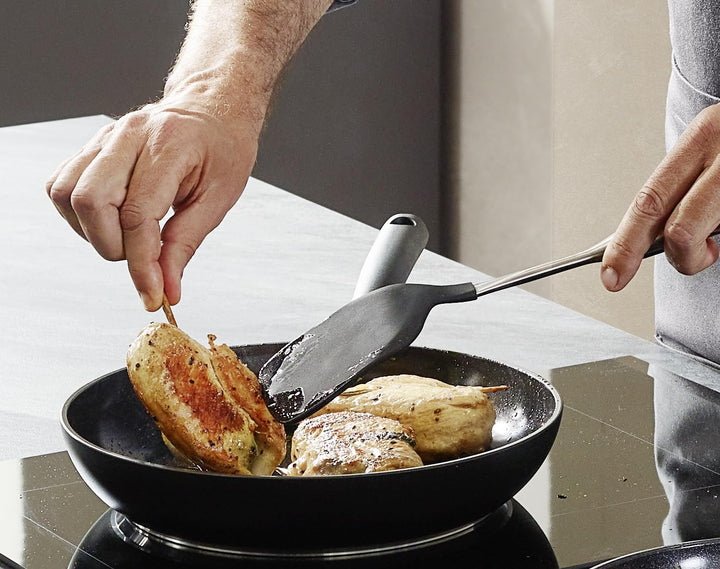 Fissler Pfannen-Set 2-teilig 24 + 28 cm Essential Black – Aluminiumpfannen beschichtet, Keramik, Ind